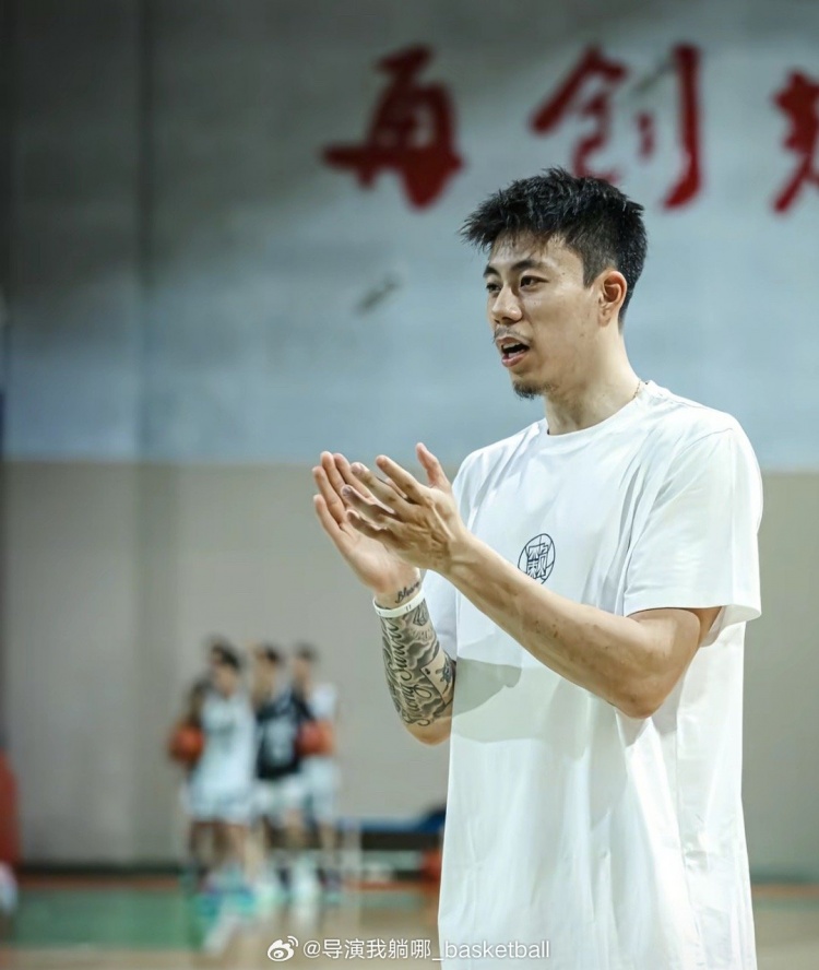 图片均来自@ 导演我躺哪_basketball
