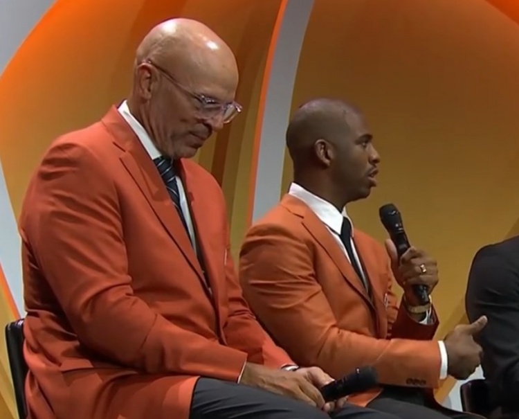 保罗：08年我们接受了各自的角色 有基德在我只能打替补了